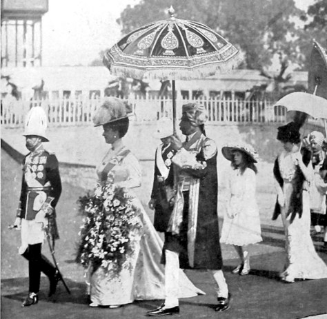 King George V and the Queen arrive in Delhi in 1911