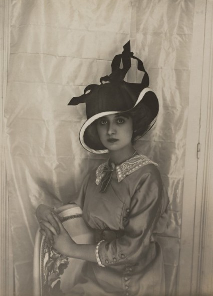 Close-up shot of Lucile ensemble, 1912