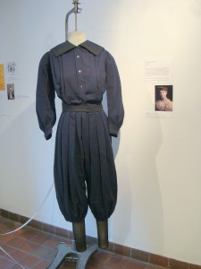 1904 Navy Blue Wool Gymsuit