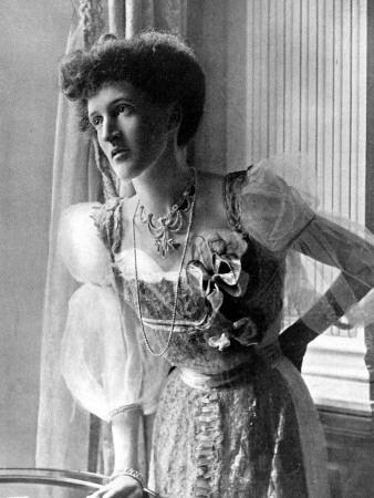 Margot Asquith in 1905